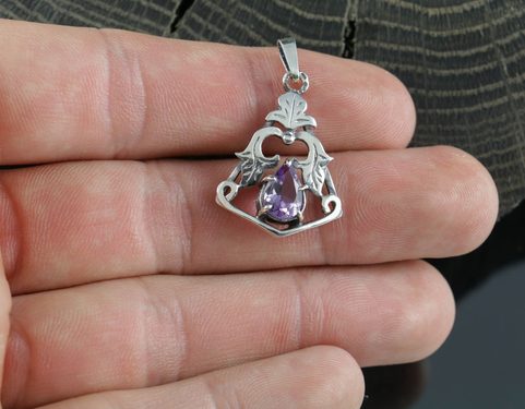 ZEPHYRS, PENDANT, SILVER - AMETHYST