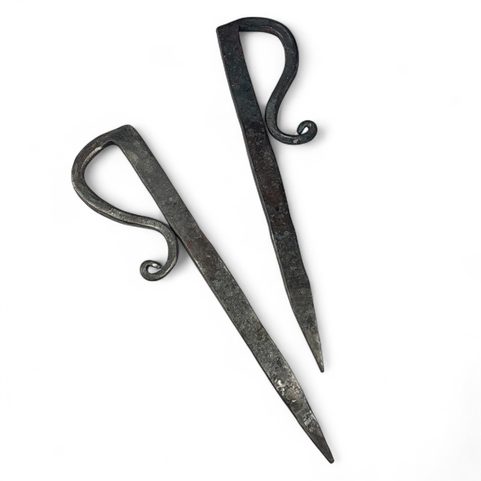 ANTIKER RÖMISCHER ZELTNAGEL