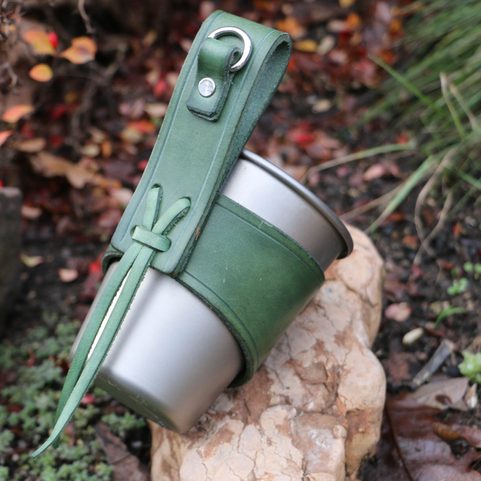 FISH LEATHER CUP HOLDER AND TITANIUM BEER CUP KEITH, PERUNIKA SYSTEM