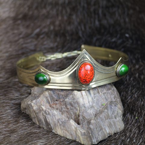 CARDIOLA - MEDIEVAL CROWN, BRASS AND GLASS