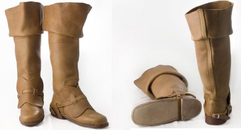 MUSKETEER BOOTS, 17TH CENTURY