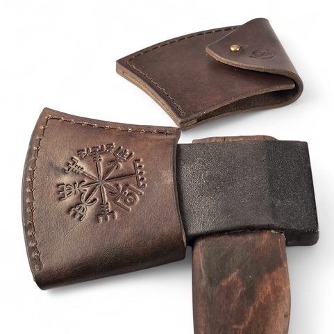 LEATHER SHEATH FOR A CANADIAN AXE, VEGVISÍR