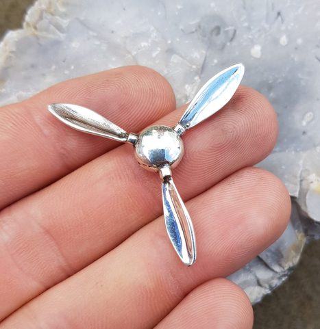 SPITFIRE SUPERMARINE PROPELLER, SILVER PENDANT