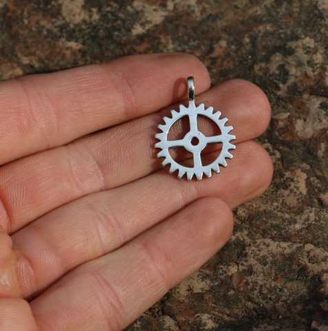 ZAHNRAD, ANHÄNGER, SILBER 925