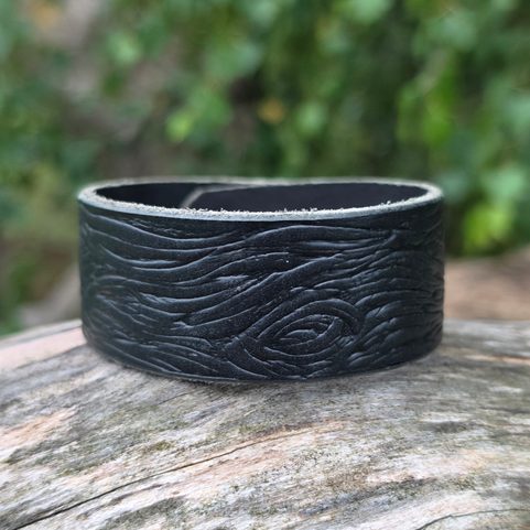 LEDERARMBAND CRANN DUBH – SCHWARZE BAUMRINDE