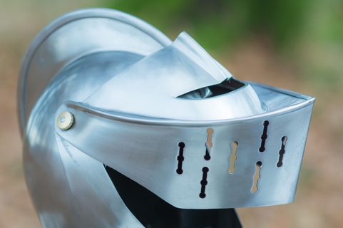 ARMET, MITTELALTERLICHE HELM
