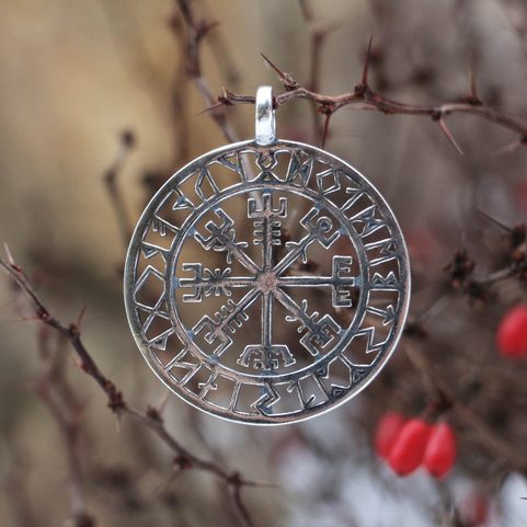 VEGVISIR, RUNES, PENDANT, SILVER