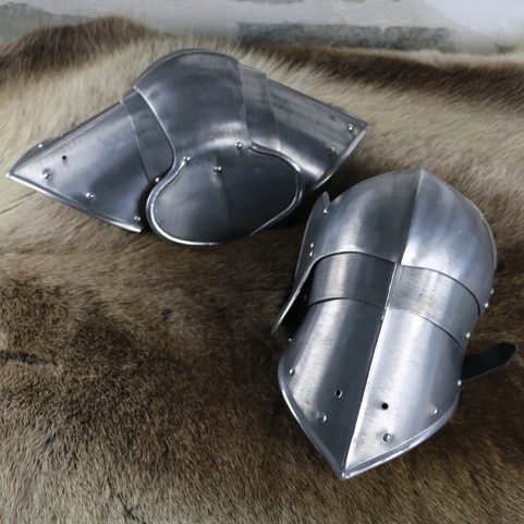 POLEYNS - THE ROYAL GUARD  DURALUMIN - COSTUME RENTAL