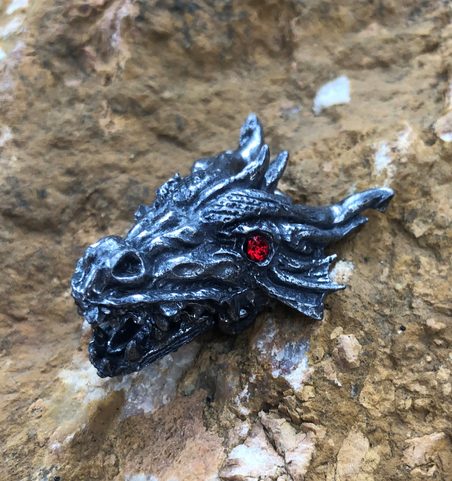 DRAGON HEAD PENDANT