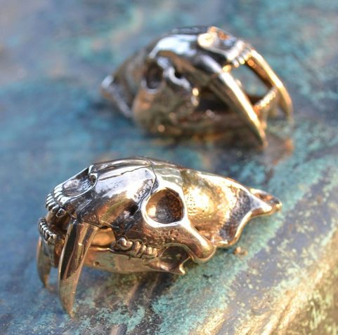 SMILODON, SABERTOOTH TIGER SKULL PENDANT, MASSIVE JEWEL, BRONZE