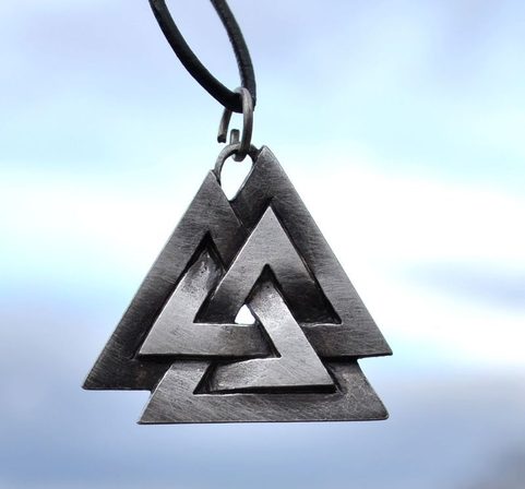 VALKNUT, VIKING PENDANT, TIN ALLOY