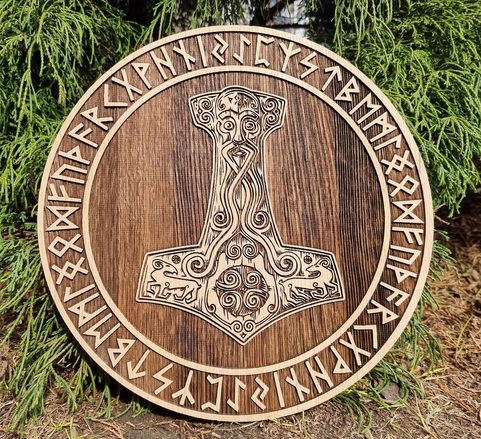 THOR'S HAMMER WALL DECORATION 45CM OAK