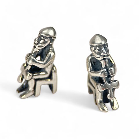 SEATED THOR STATUE - SILVER PENDANT, AG 925