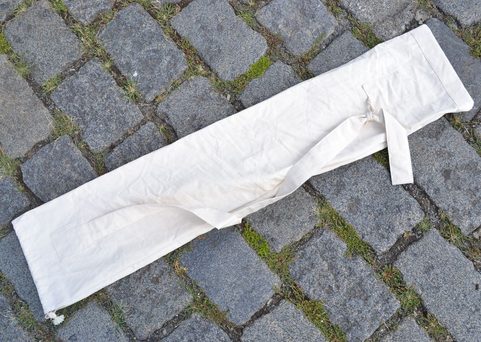 SAC D'UNE SEULE MAIN L'ÉPÉE