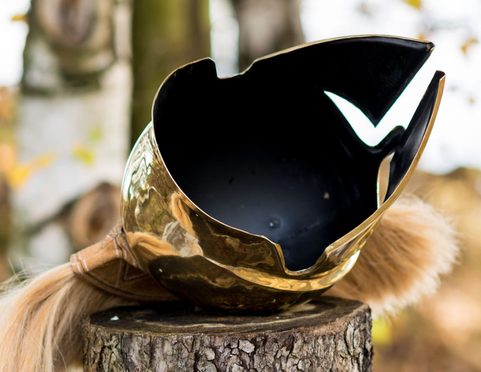 CASQUE GREC AVEC CHOKOL, LAITON
