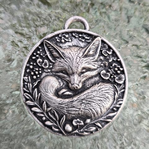 SLEEPING FOX, PENDANT, ZINC