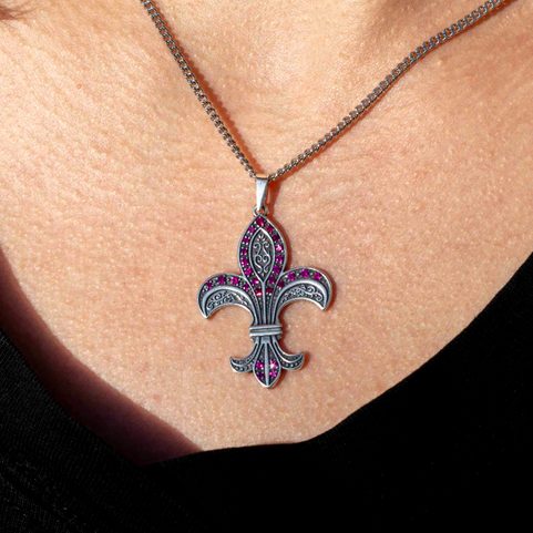FLEUR DE LIS, LUXURY SILVER PEDNANT WITH RUBIES AG 925
