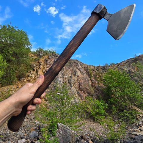 PILSEN, HACHE HUSSITE MÉDIÉVALE DU XVE SIÈCLE, RÉPLIQUE BOHÊME