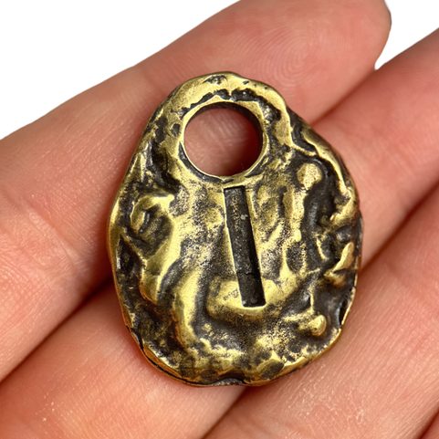 ISA - RUNE PENDANT ANT. BRASS