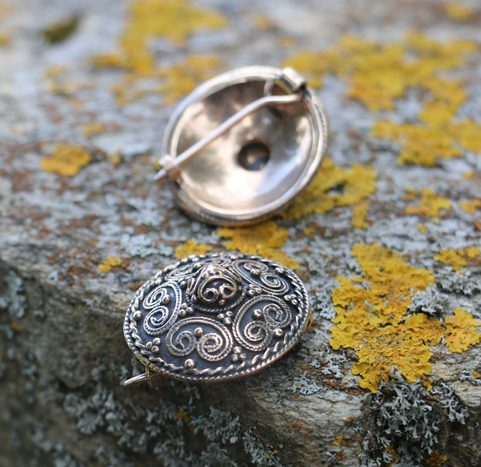 VIKING BROOCH, STORA RYK, FÄRGELANDA, SWEDEN, BRONZE