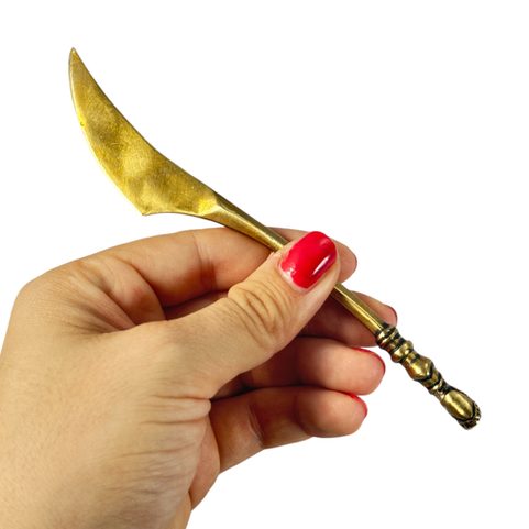 MEDIEVAL KNIFE WITH VIRGIN, BRASS