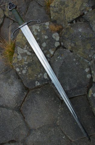 CLAÍOMH SOLAIS - EPÉE DE LA LUMIÈRE, TRÈFLE IRLANDAIS ÉPÉE