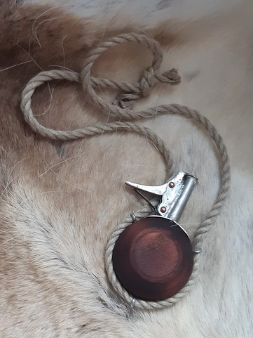POWDER FLASK FOR FINE GUNPOWDER, 16TH CENTURY, REPLICA