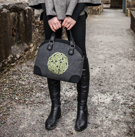 TOTE BAG WITH A CELTIC KNOT, WOOL, IRELAND