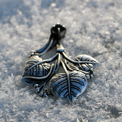 FEUILLES DE LIME - PENDENTIF, ARGENT, MOLDAVITE