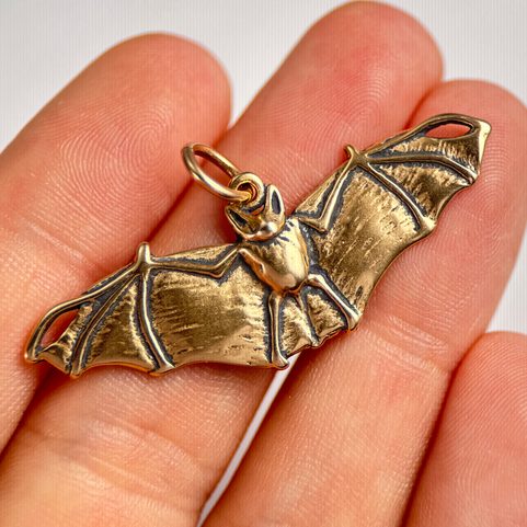 NOCTOR - BAT, PENDANT, BRONZE