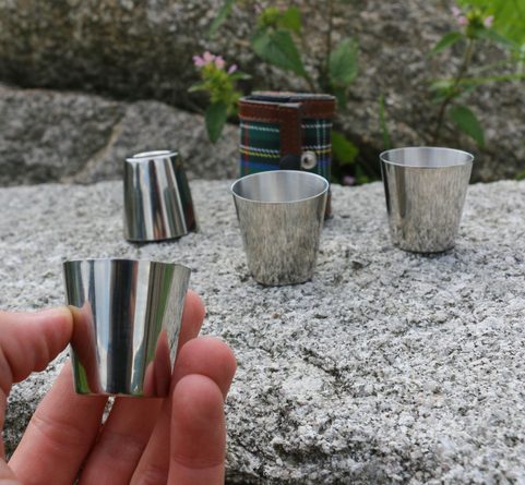 LIQUOR / WHISKEY SET 4 X