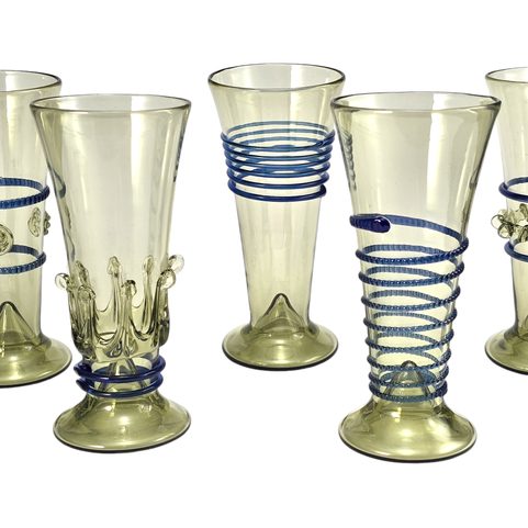 SET OF SIX WINE GLASSES, BLUE