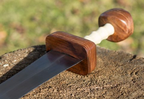 GLADIUS, TYPE MAINZ WITH DECORATIVE SCABBARD, DECORATIVE REPLICA