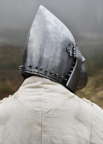 BASCINET DE CASQUE, CHURBURG, XIVE SIÈCLE, ACIER DE 1,6 MM