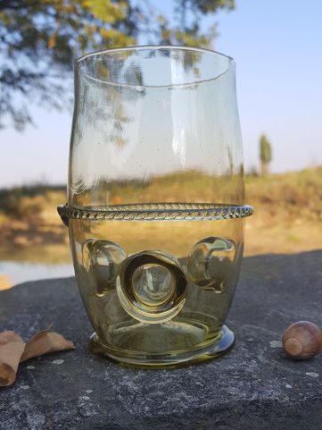 OCTAVIA, HISTORICAL GLASS