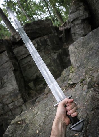 VIKING SWORD, GEIBIG TYPOLOGY, TYPE V, SWORD FIGHT REPLICA