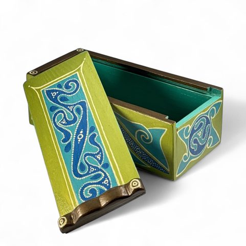 LA TÉNE, CELTIC WOODEN BOX, REPLICA