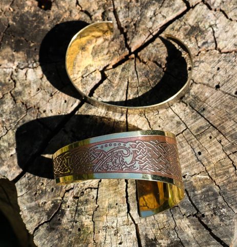 LAOISE, ARMBAND AUS MESSING, IRLAND