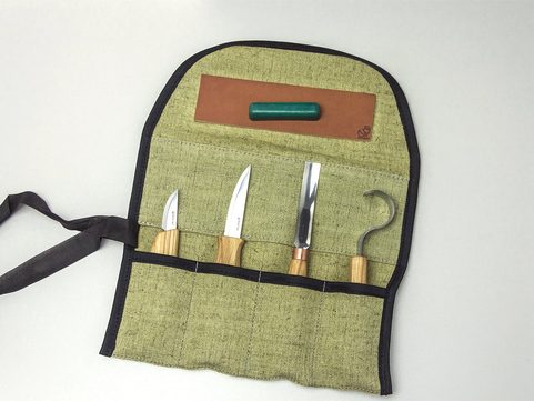 S43 - SPOON AND KUKSA CARVING PROFESSIONAL SET WITH KNIVES AND STROP