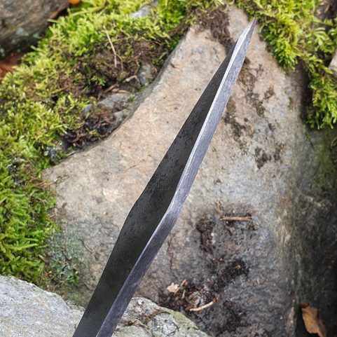 MUNINN THROWING KNIFE SANDED - 1 PIECE