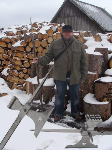 TWO HANDED GERMAN WAR HAMMER