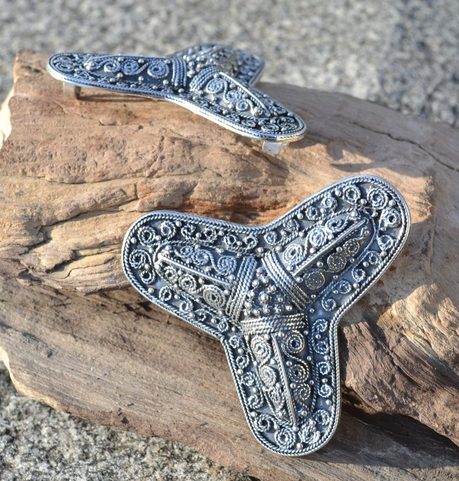 VIKING TREFOIL BROOCH, STERLING SILVER, 29 G
