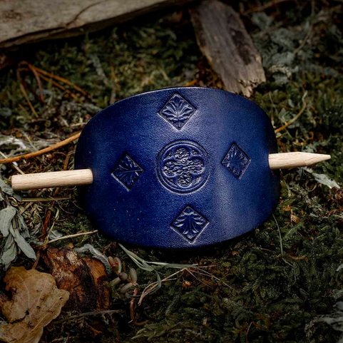 GOTHICA, LEATHER HAIR CLIP, BLUE