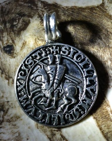 KNIGHTS TEMPLAR SEAL, SILVERED PEDNANT