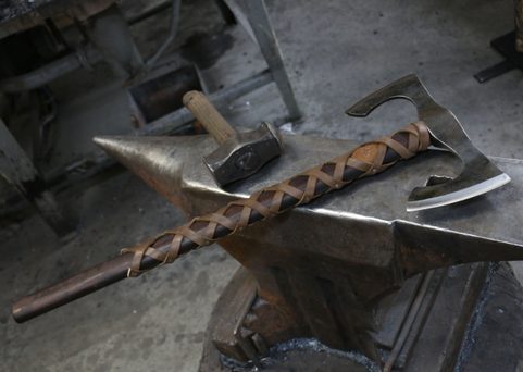 ÁSEGIR, BARBARIAN DOUBLE BLADE AXE