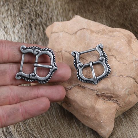 MEDIEVAL BELT BUCKLE, HUNGARY, ZINC