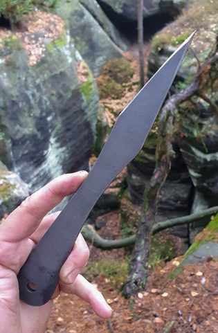 MUNINN THROWING KNIFE SANDED - 1 PIECE