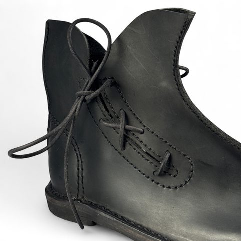 GOTHIC SHOES, MIDDLE AGES, BLACK