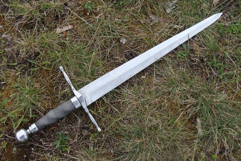 DAGGER TWISTED WIRE I