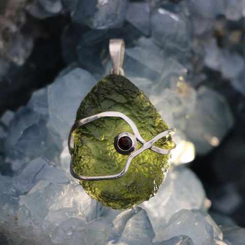 LARA, PENDENTIF EN ARGENT, MOLDAVITE AG 925